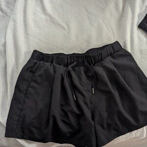 Halara Super High Waisted Back Pocket & Side Hidden Pocket 2-in-1 Yoga Shorts